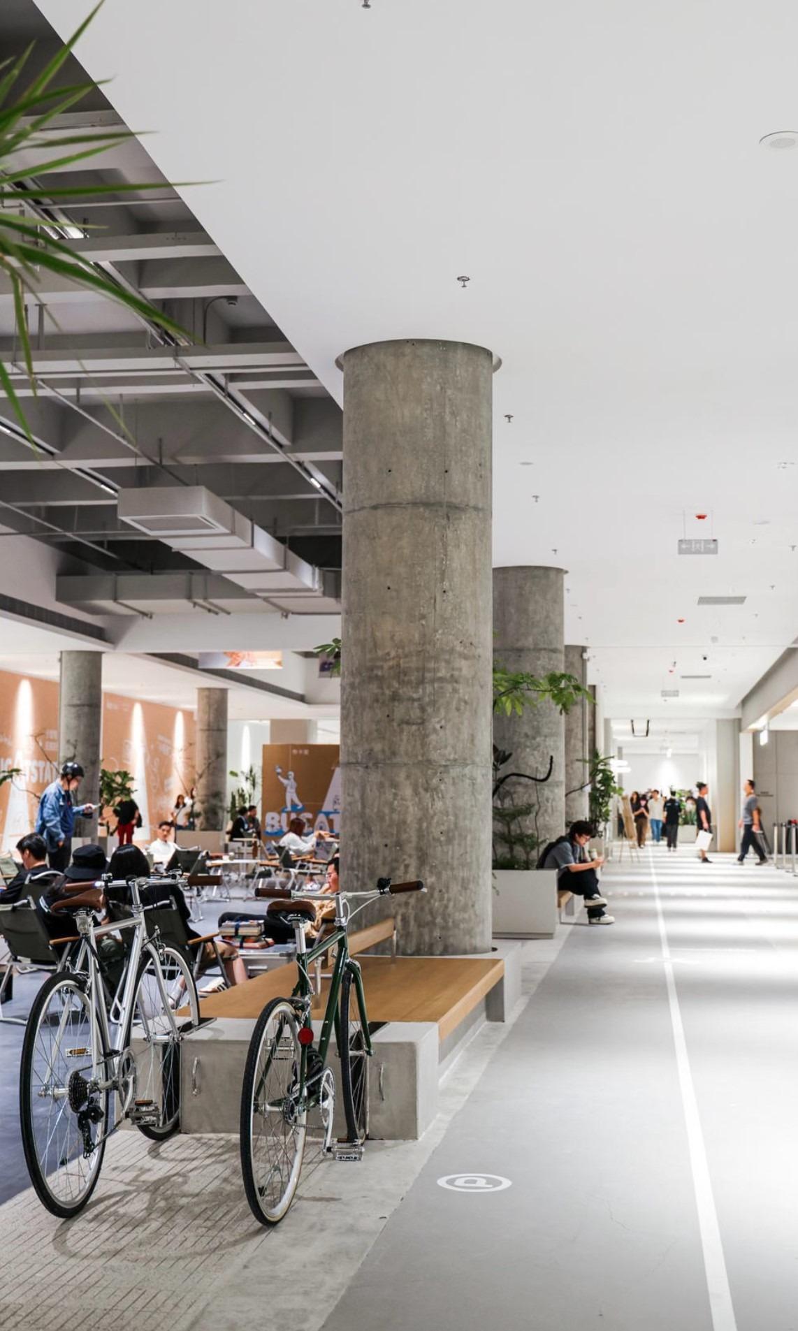 Kaledo嘉樂道B1下沉廣場設有騎行公園,連接商場空間,騎車與逛商場完美融合。(圖片來源:Kaledo微信)