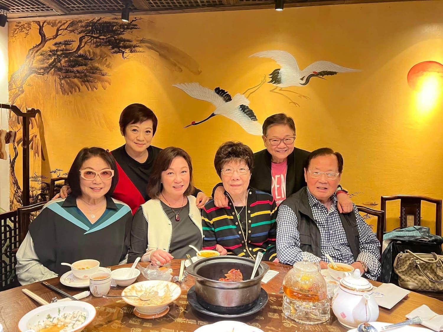 杜平1980年退出娛樂圈,移居澳洲墨爾本生活。