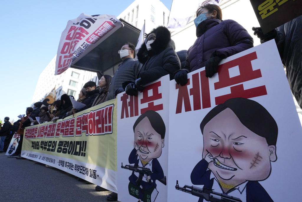 南韓人民要求尹錫悅下台(AP)