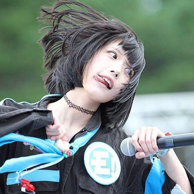 ano以偶像身份發展,早已吸納大批宅男fans歡迎。