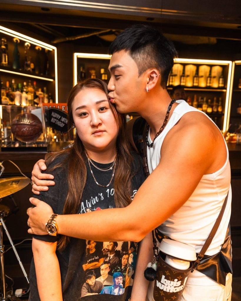 伍富橋自2022年娶富家女友梁兆楹後兩人相當恩愛。