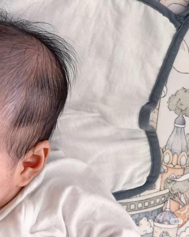 黃翠如嫌棄蕭正楠的剪髮技術。