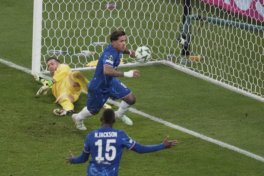 車路士憑2021年歐聯冠軍身份取得世冠盃參賽資格,圖為今屆贏取歐協聯。(資料圖片)