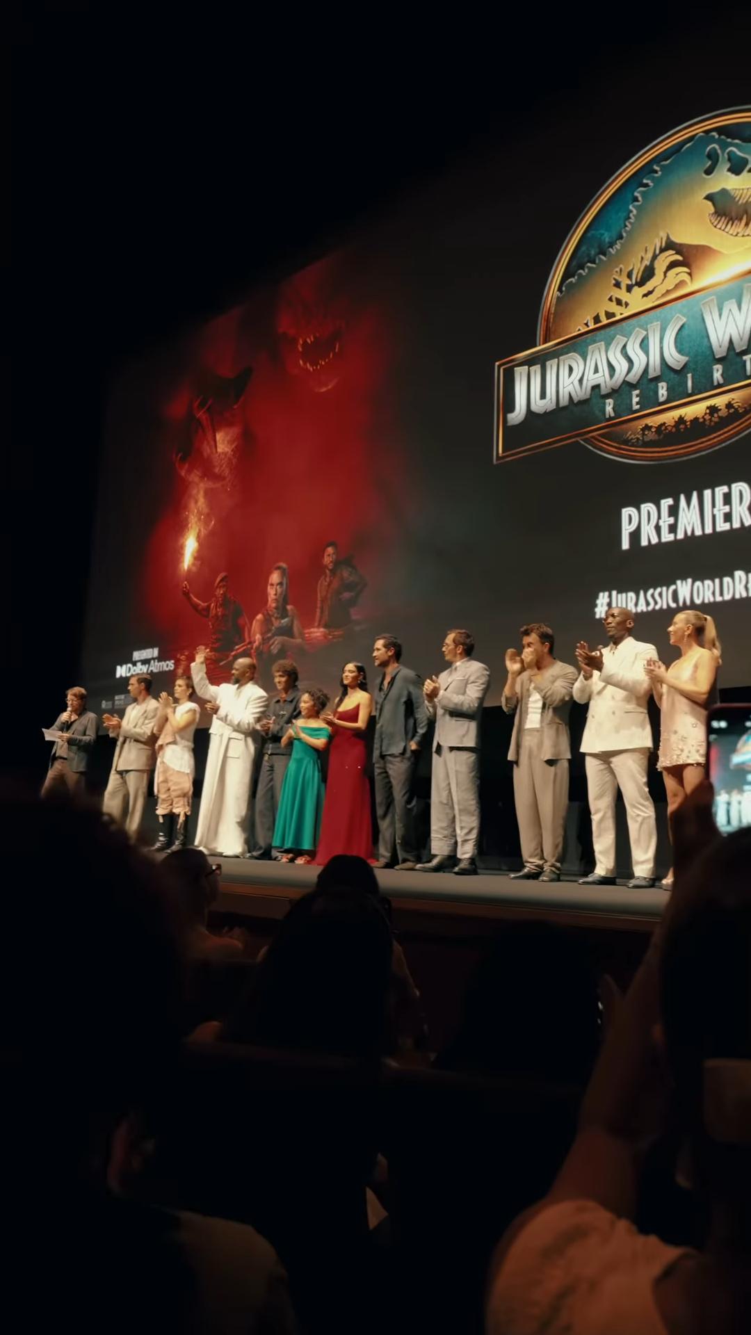 史嘉麗祖安遜、Jonathan Bailey及Mahershala Ali出席《侏羅紀世界：重生》紐約映禮