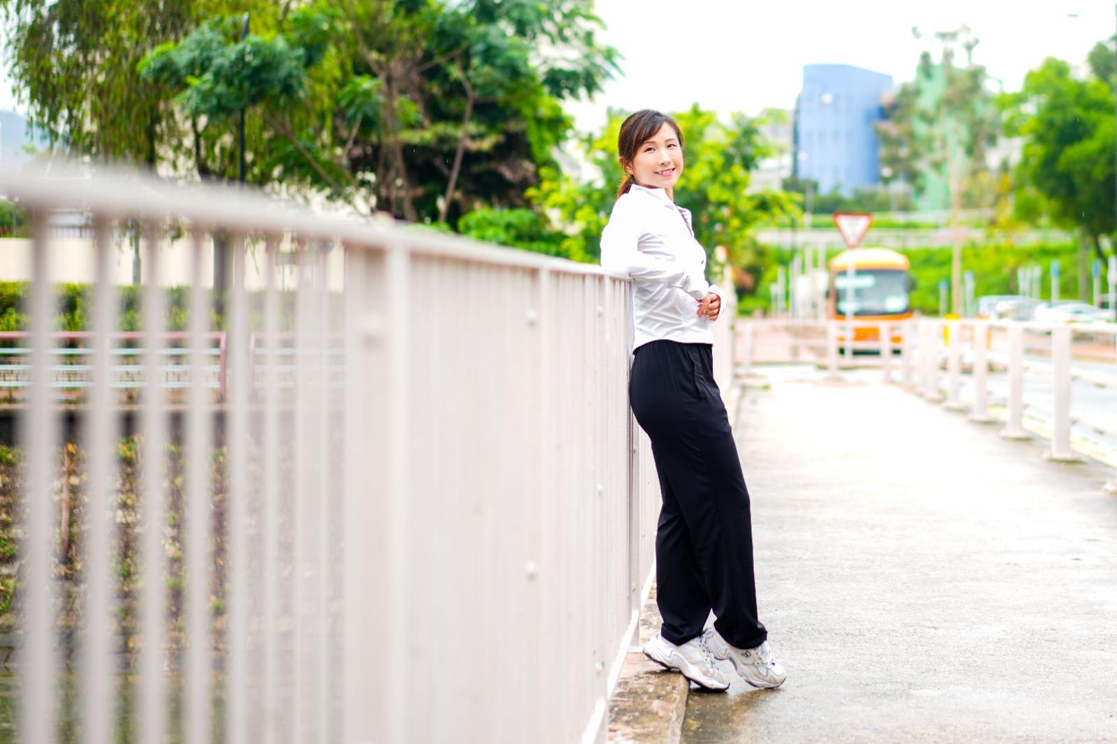 莫宛螢自8歲便開始習武,最初學長拳,後來師承前世界冠軍李暉學習太極。