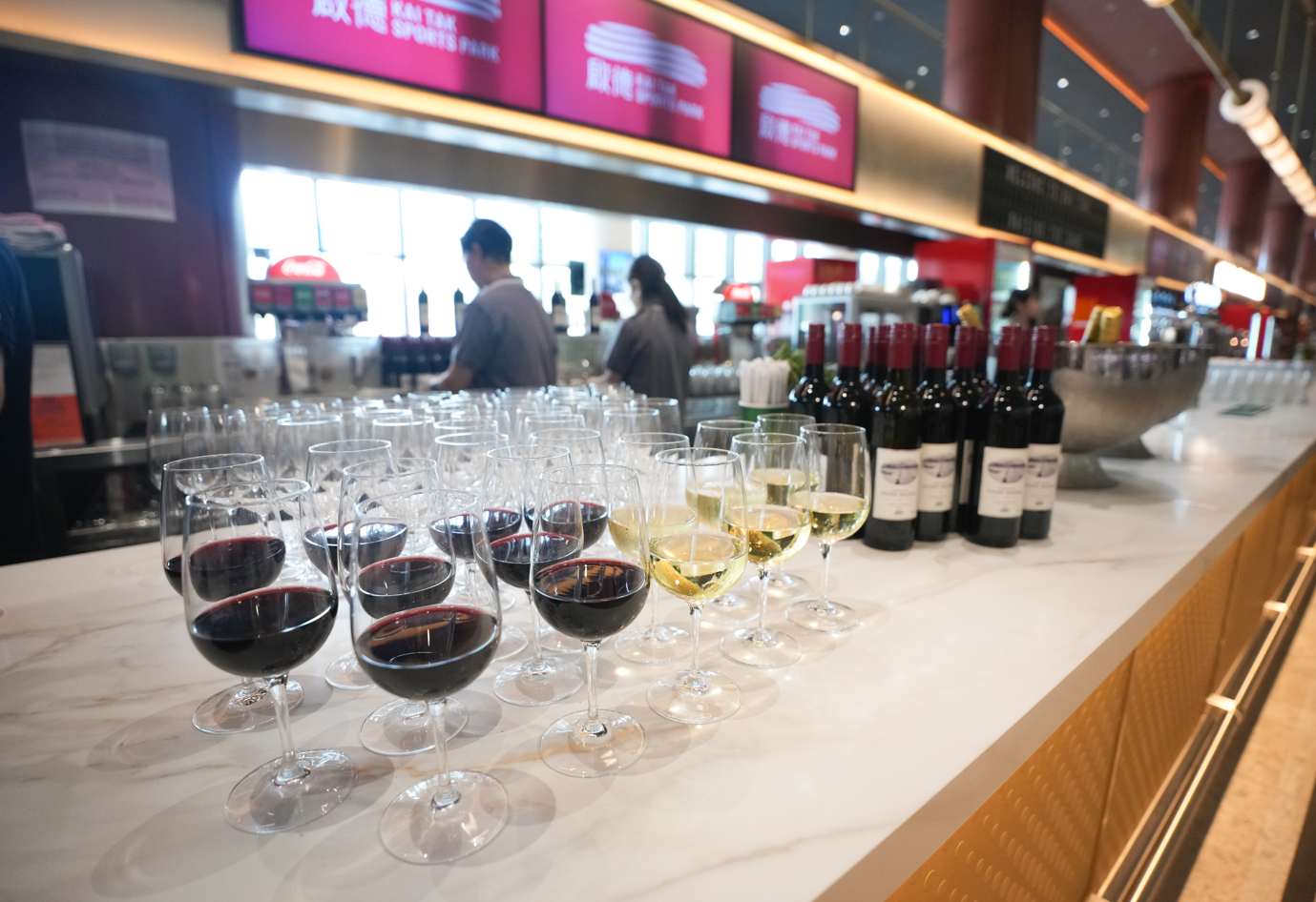 啟德體育園運動酒吧The Champion開業。(啟德體育園提供)