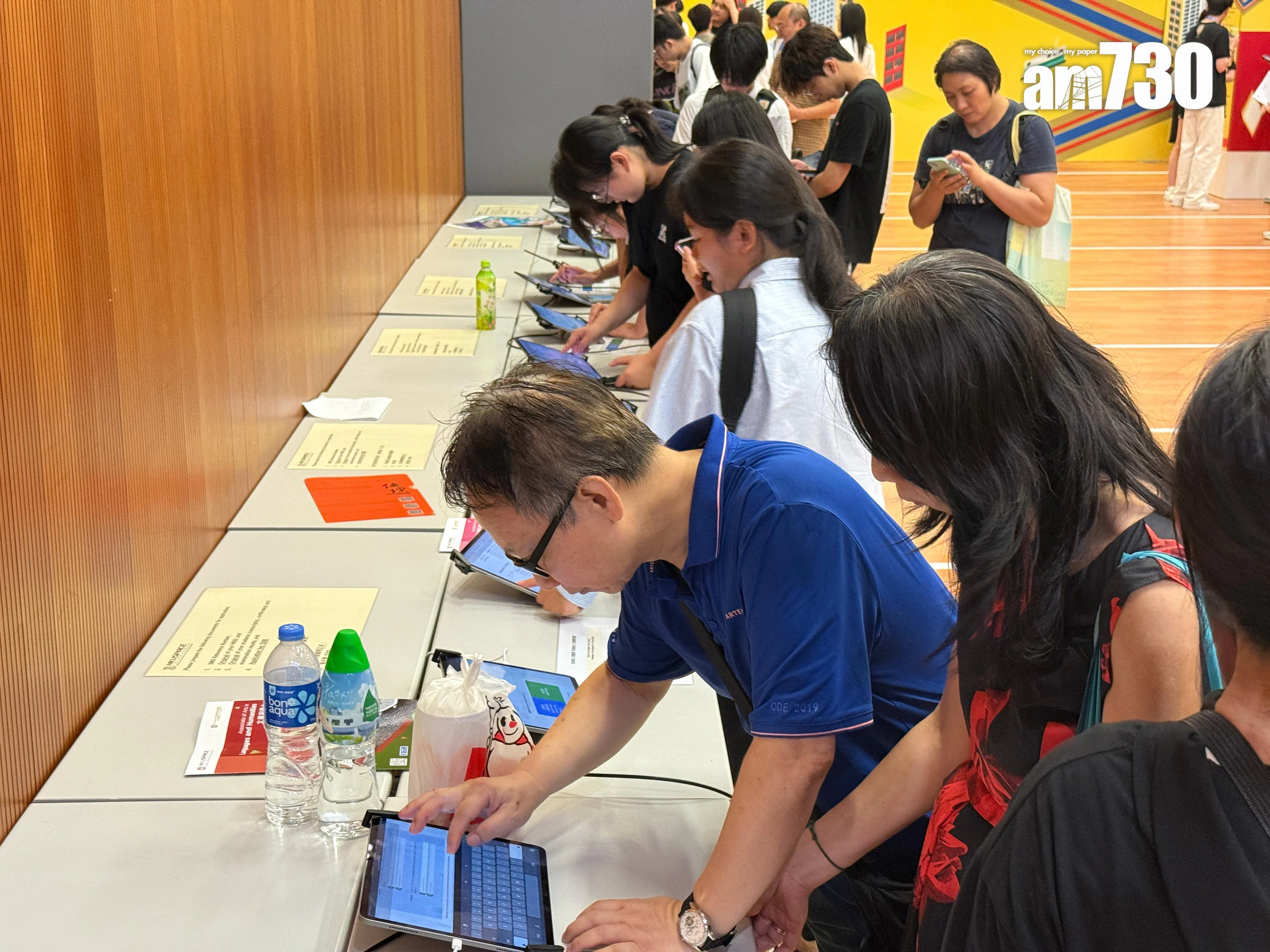 港大附屬學院報讀人數比往年增長12%（鄧昊輝攝）