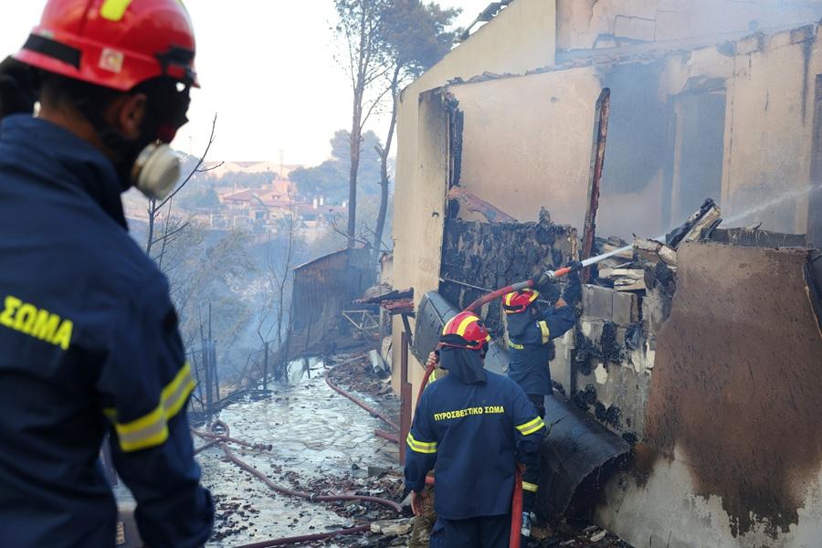 希臘氣溫達44度觸發55處山火 最少5傷