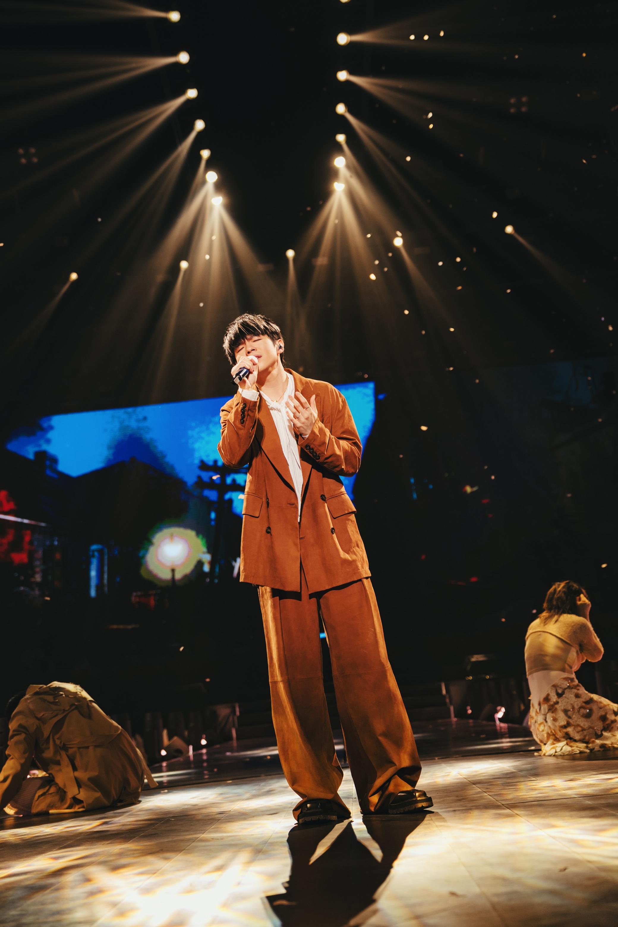 陳卓賢Ian於澳門舉行巡唱《 IAN CHAN "TEARS" IN MY SIGHT SOLO CONCERT TOUR 2025》終極尾場。