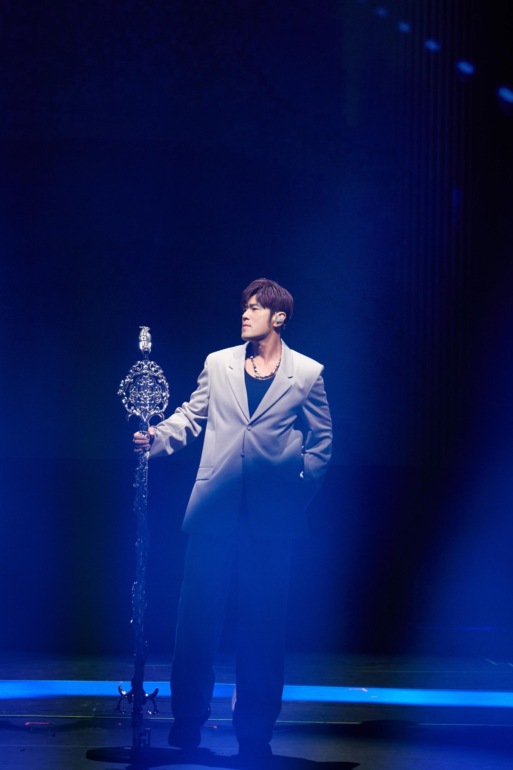 華語樂壇天王周杰倫證實入駐抖音,並發布第一條視頻。