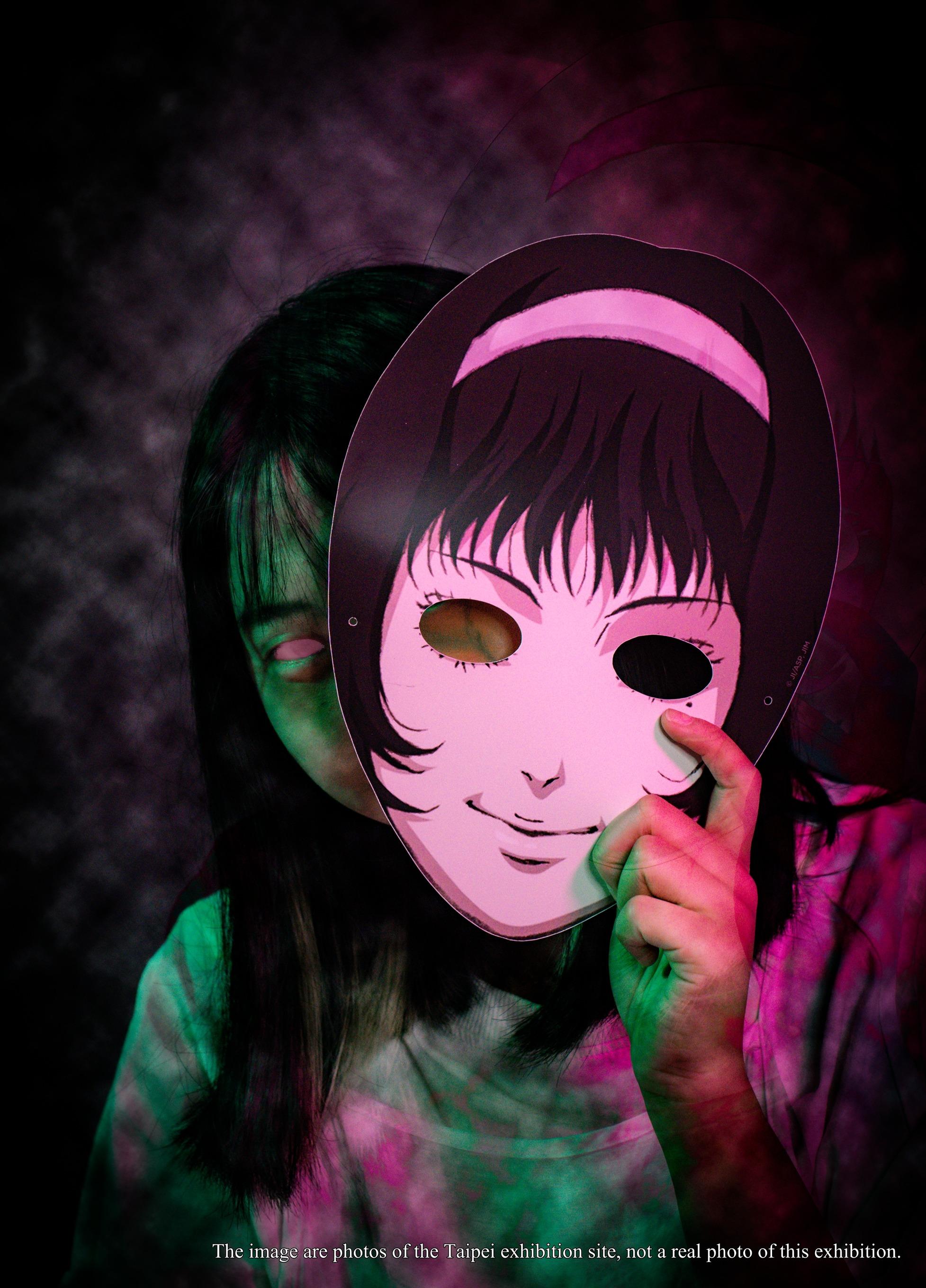 凡購票入場即隨機附送富江或雙一面具一個