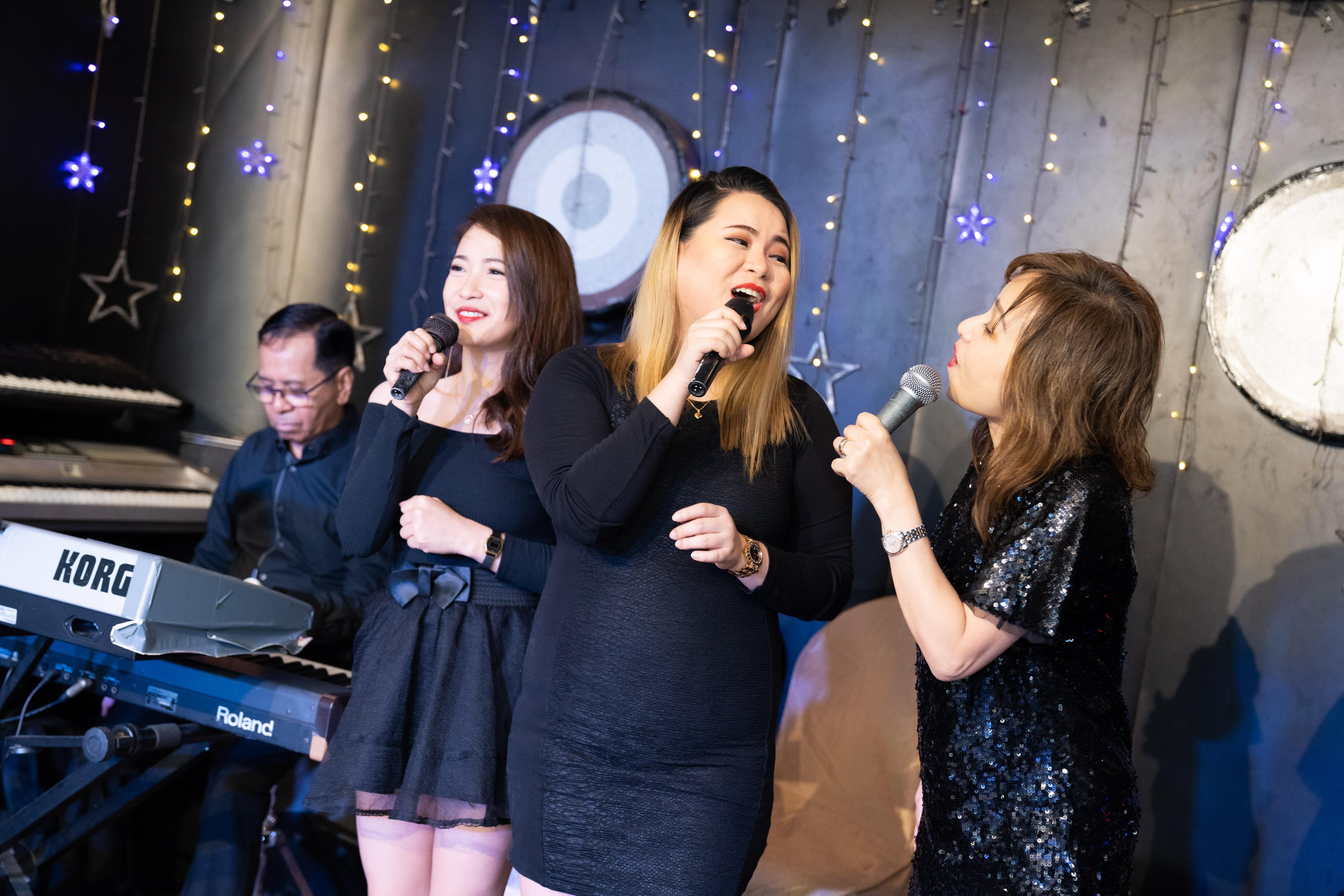 现场Live演奏,氛围感直接拉满!