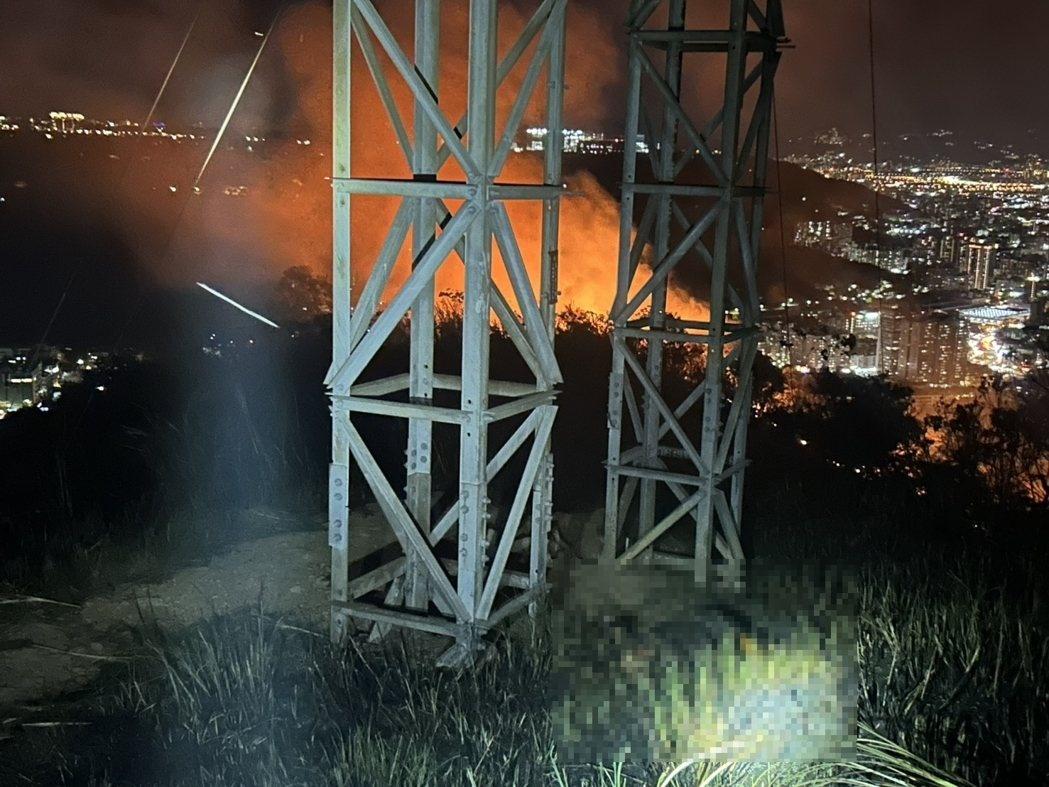 消防局出動人車,配合台電斷電搶救。(網上圖片)