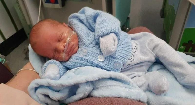 Zoe Ward的兒子Bleu。(X)