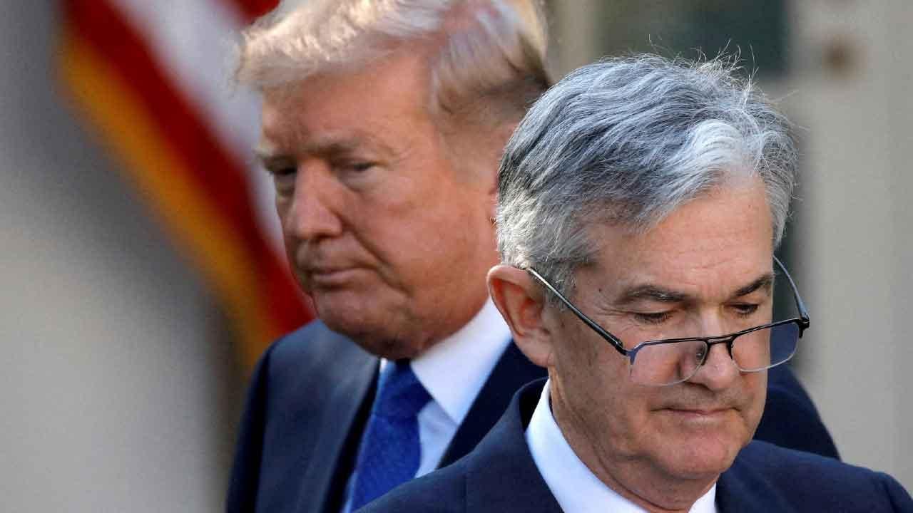美國總統特朗普在減息議題上與鮑威爾存在嚴重分歧,有言特朗普想開除鮑威爾。(資料圖片)