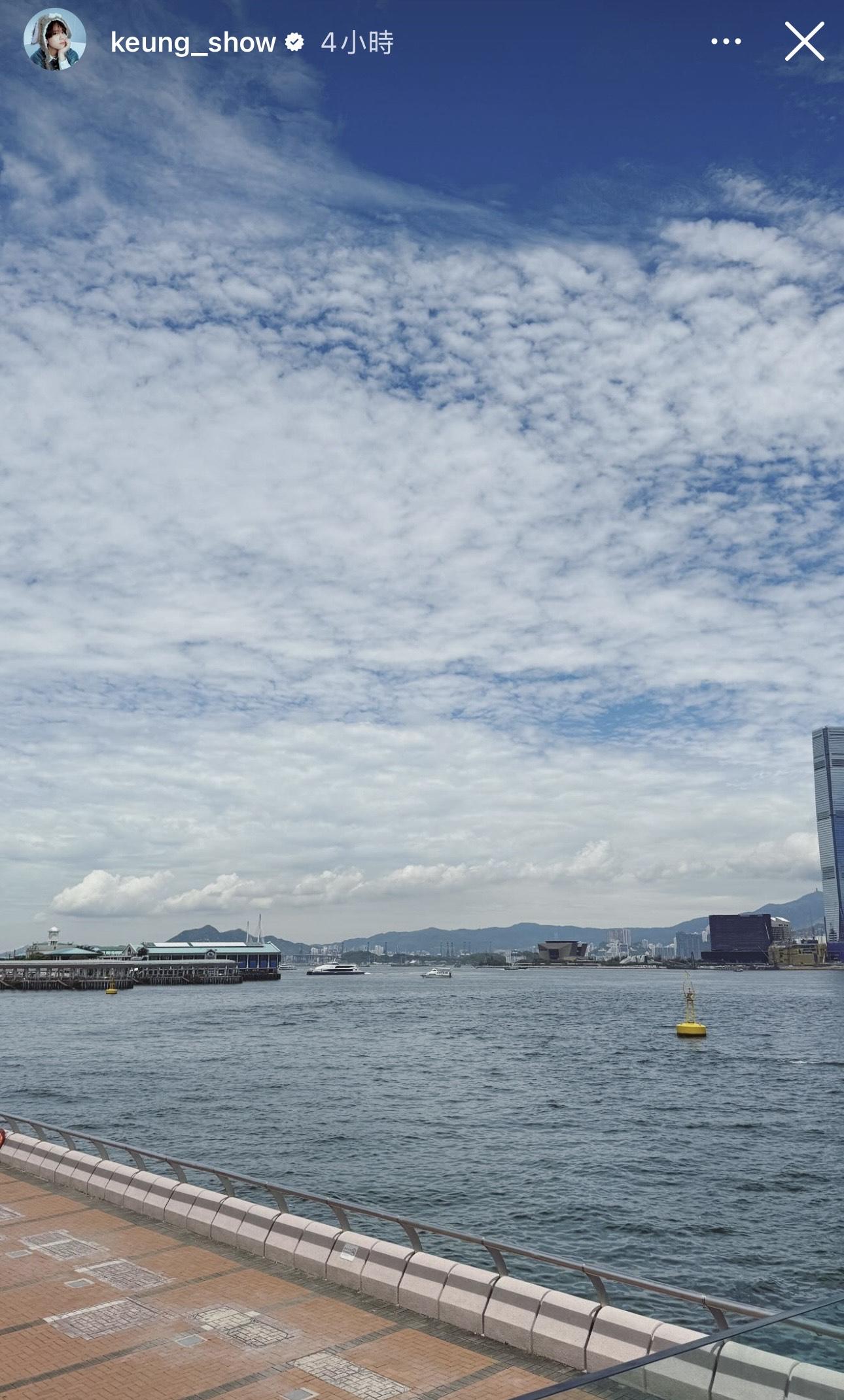 姜濤再次現身海邊,成功克服恐懼走出陰霾。