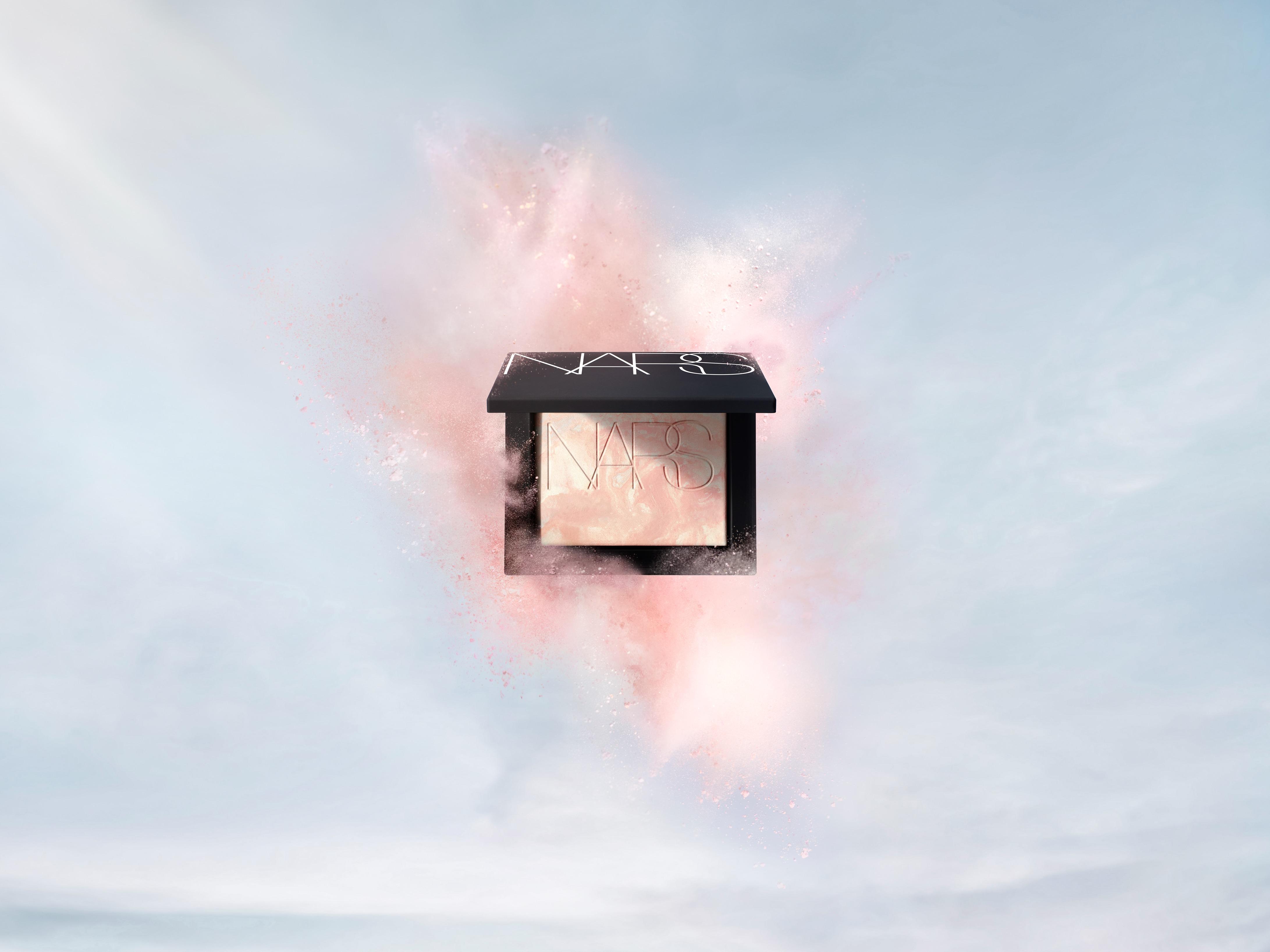 Light Reflecting原生光幻彩蜜粉餅 (SOLSTICE 柔和朝霞) $370