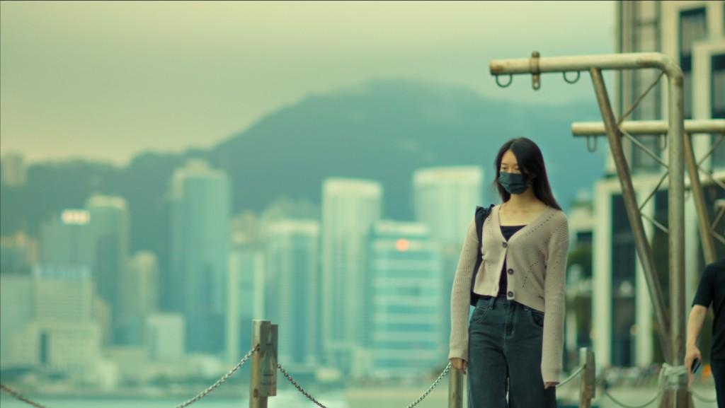 葉萱表示怕被人認出,曾有一段時間戴上口罩。