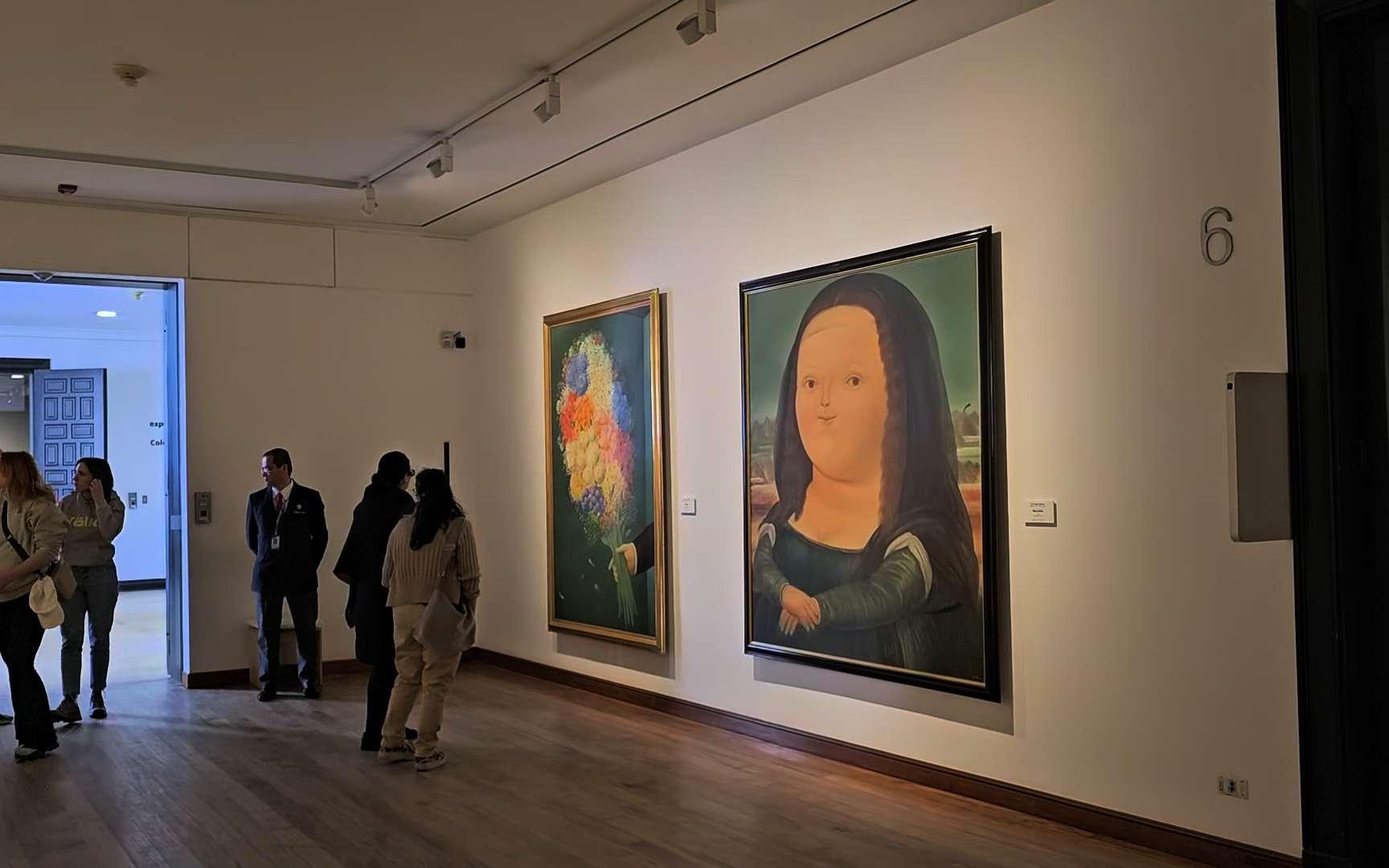 博特羅以誇張圓潤筆觸重塑《蒙羅麗莎》,既致敬達文西,也展現他獨有的波特羅主義(Boterismo)畫風。