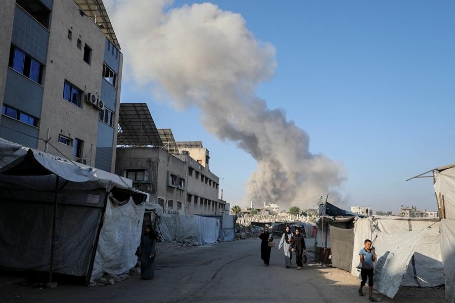 以巴衝突｜居民：流浪狗食了很多屍體變野獸 以軍坦克開進加沙城