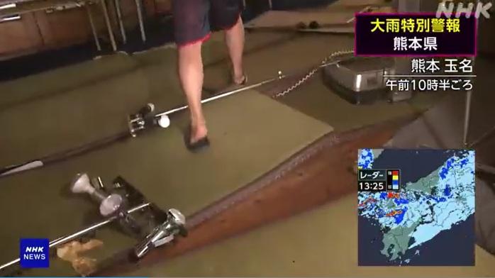 熊本縣玉名市有住宅有洪水湧入,造成破壞。(互聯網)