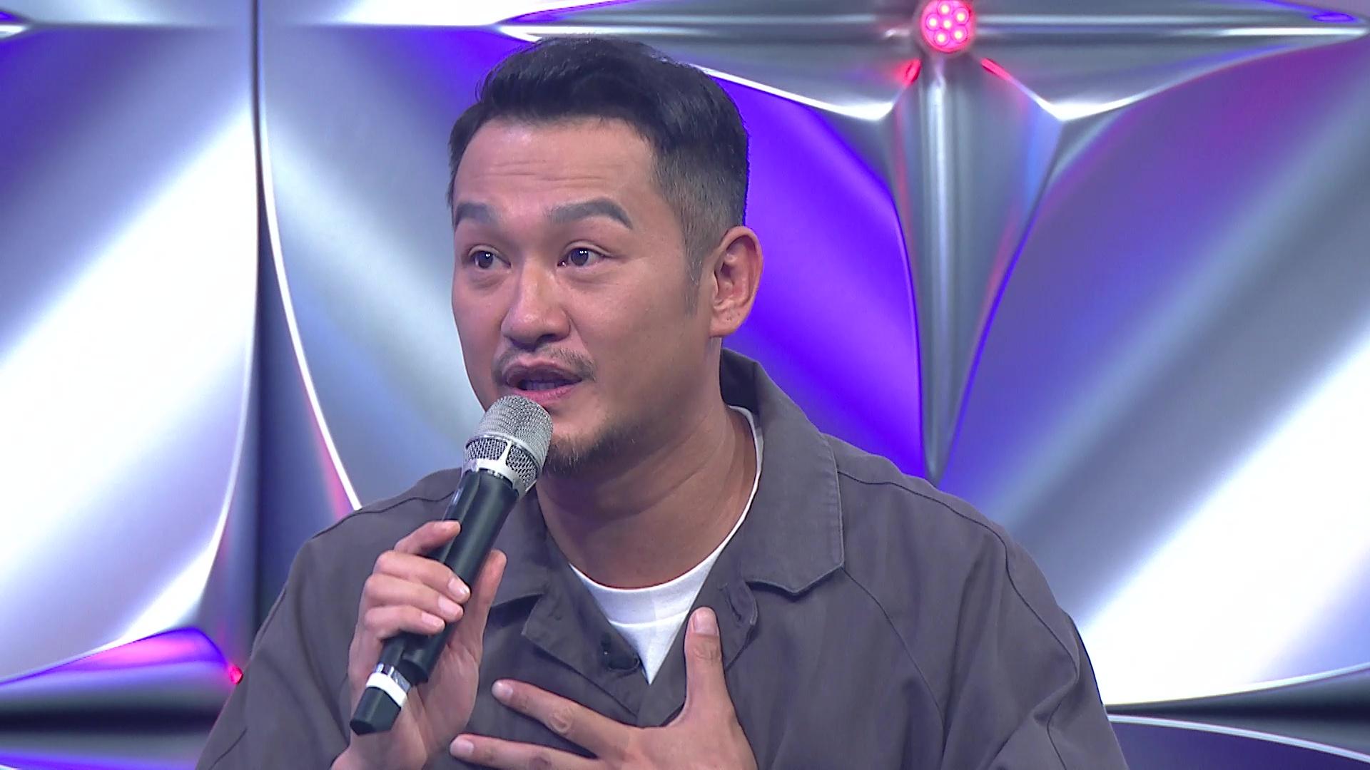 獲得導師吳浩康肯定:終於入mic,唔再收喺入邊。