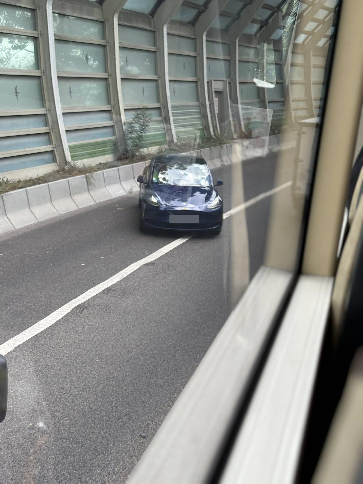 屯門公路發生車禍。(fb「屯門公路塞車關注組」圖片)