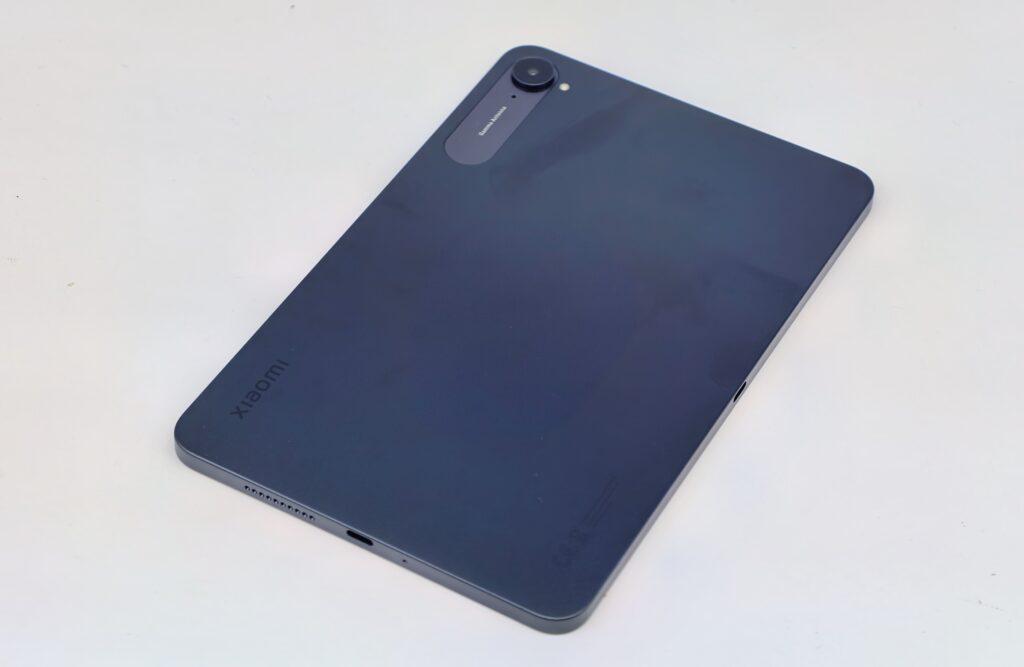 小米 Pad Mini 測評|採用一體成型金屬機身設計