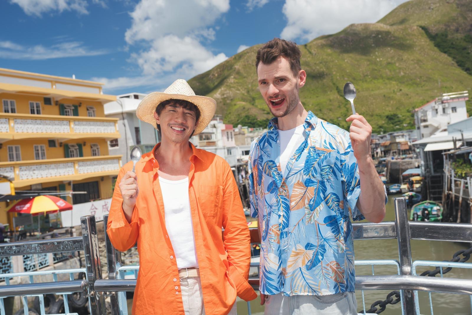 阿聰與Brendan,兩人都對「臘味片魷魚筒鱆魚肉餅煲仔飯」讚不絕口。