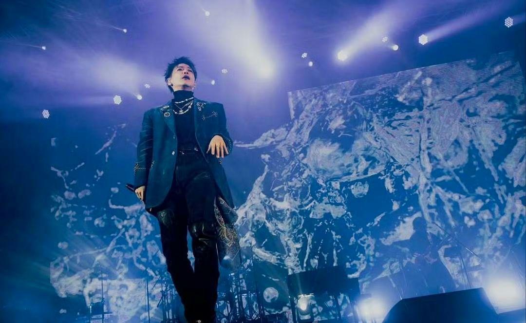 佐藤健日前已到首爾開騷。