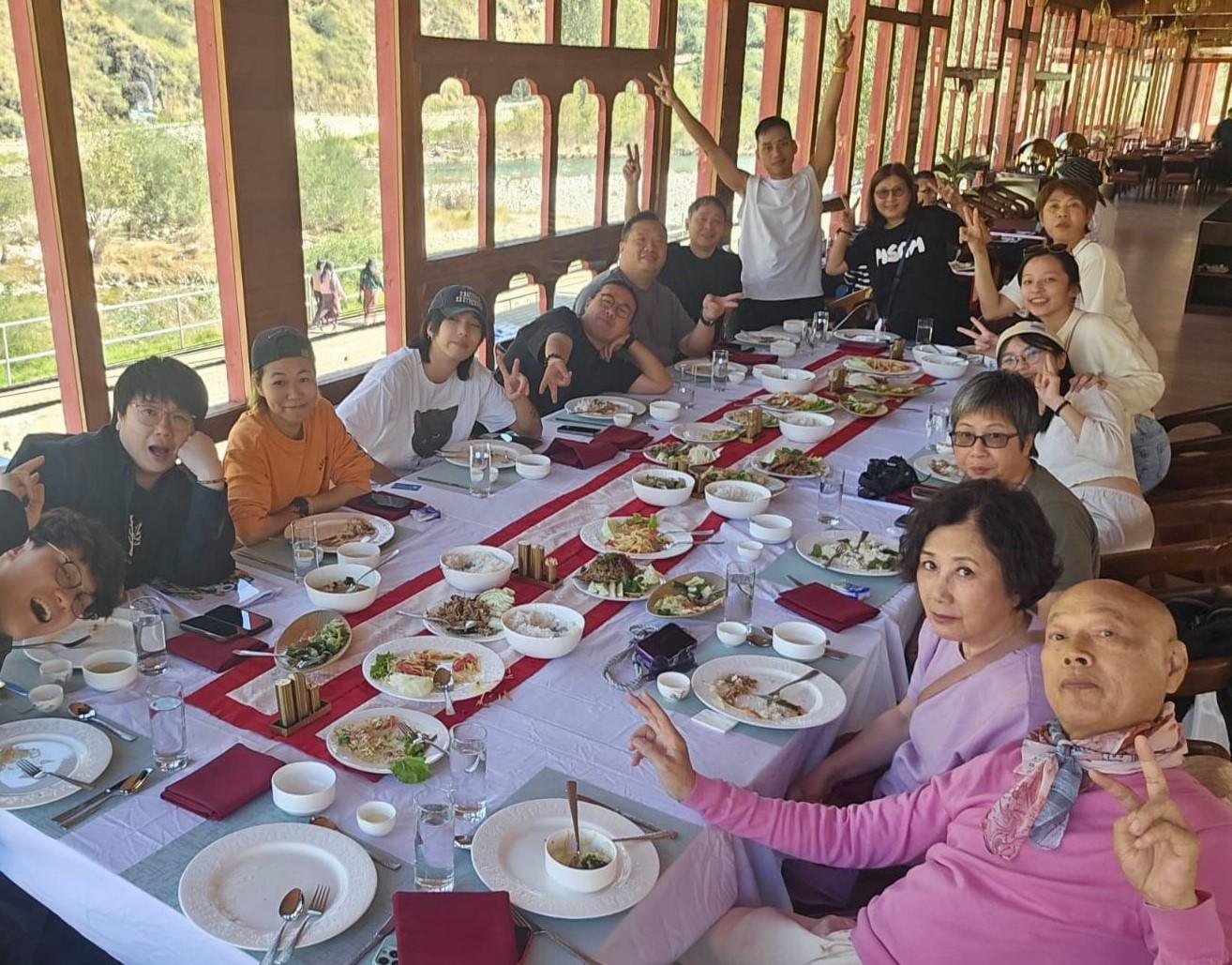 阿姐不忘在IG為《帶阿姐看世界》宣傳,更公開第一天到不丹的照片。