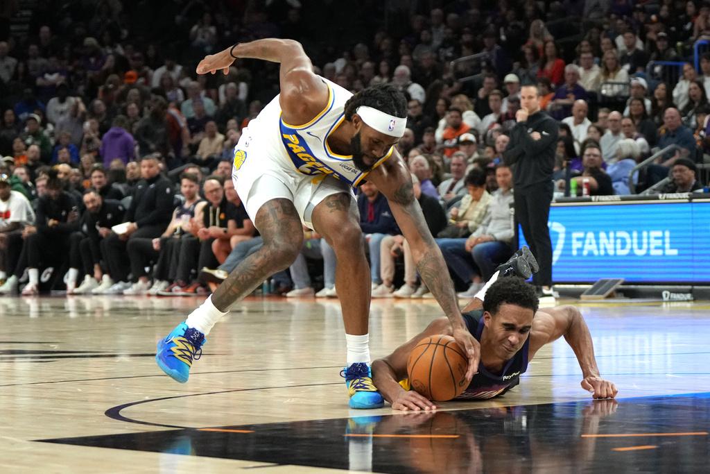 太陽133:98大破溜馬。(美聯社)