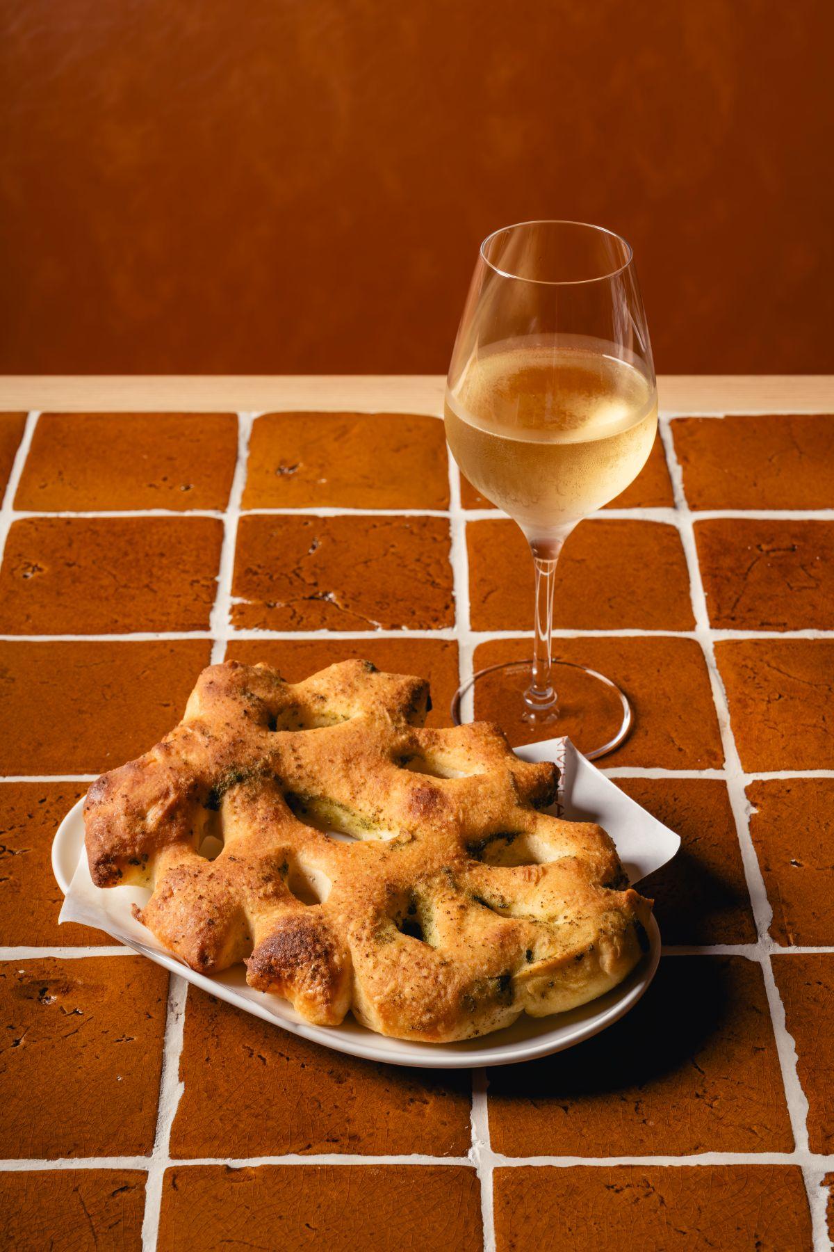 蒜香鼠尾草酸種普羅旺斯麵包($50)