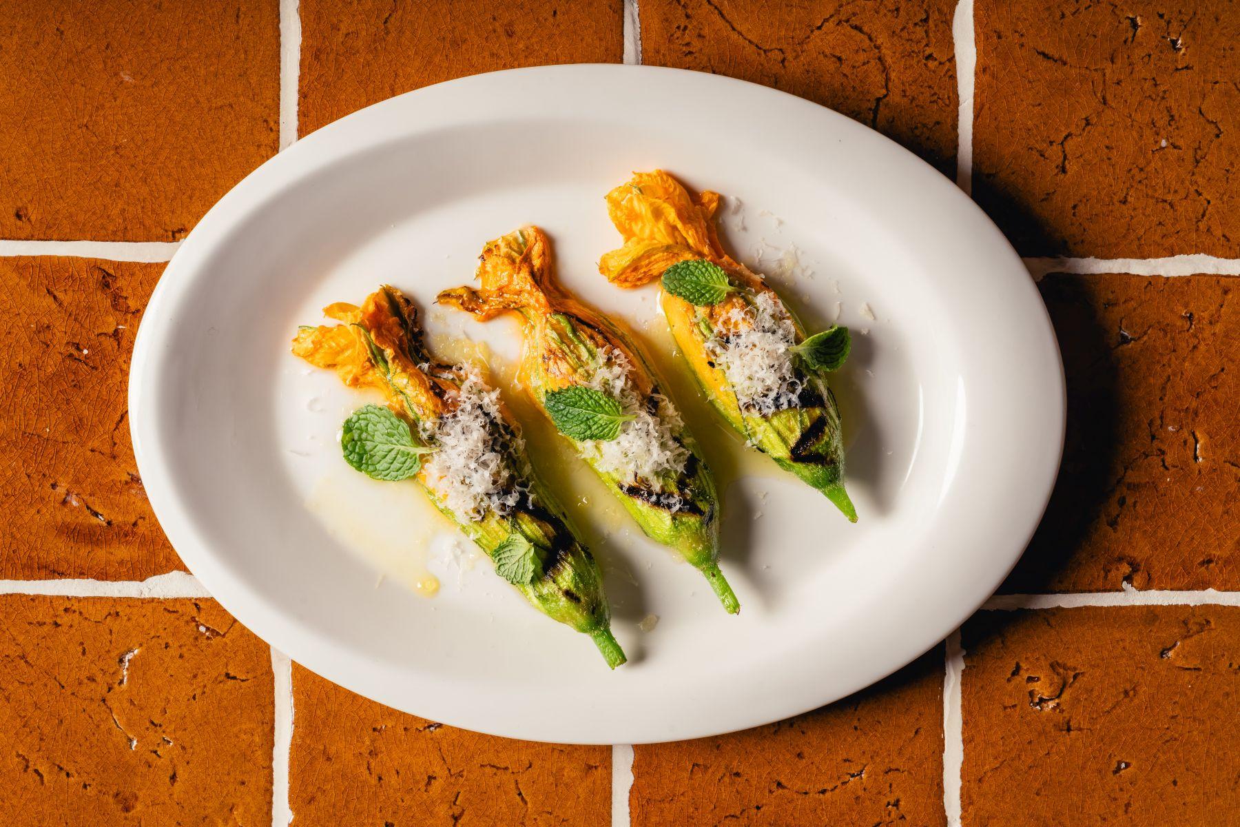 烤翠玉瓜花($150)