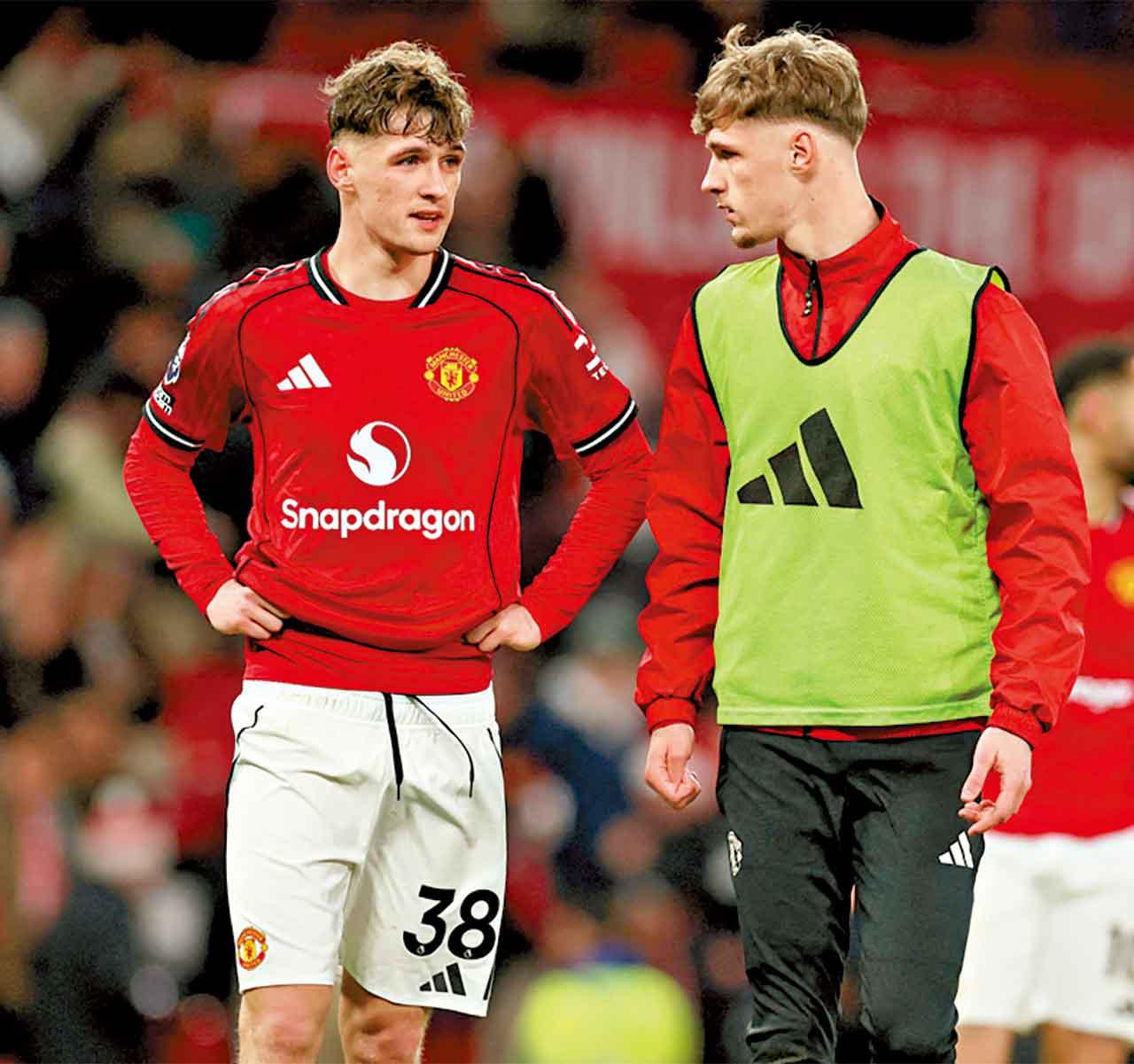 積克及泰拿費查