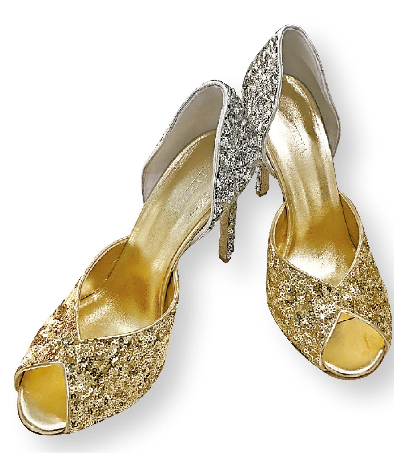 7.意大利La Perla的金銀閃片露趾高踭鞋,拼出成熟高貴,輕身而且不俗套。($7,550)