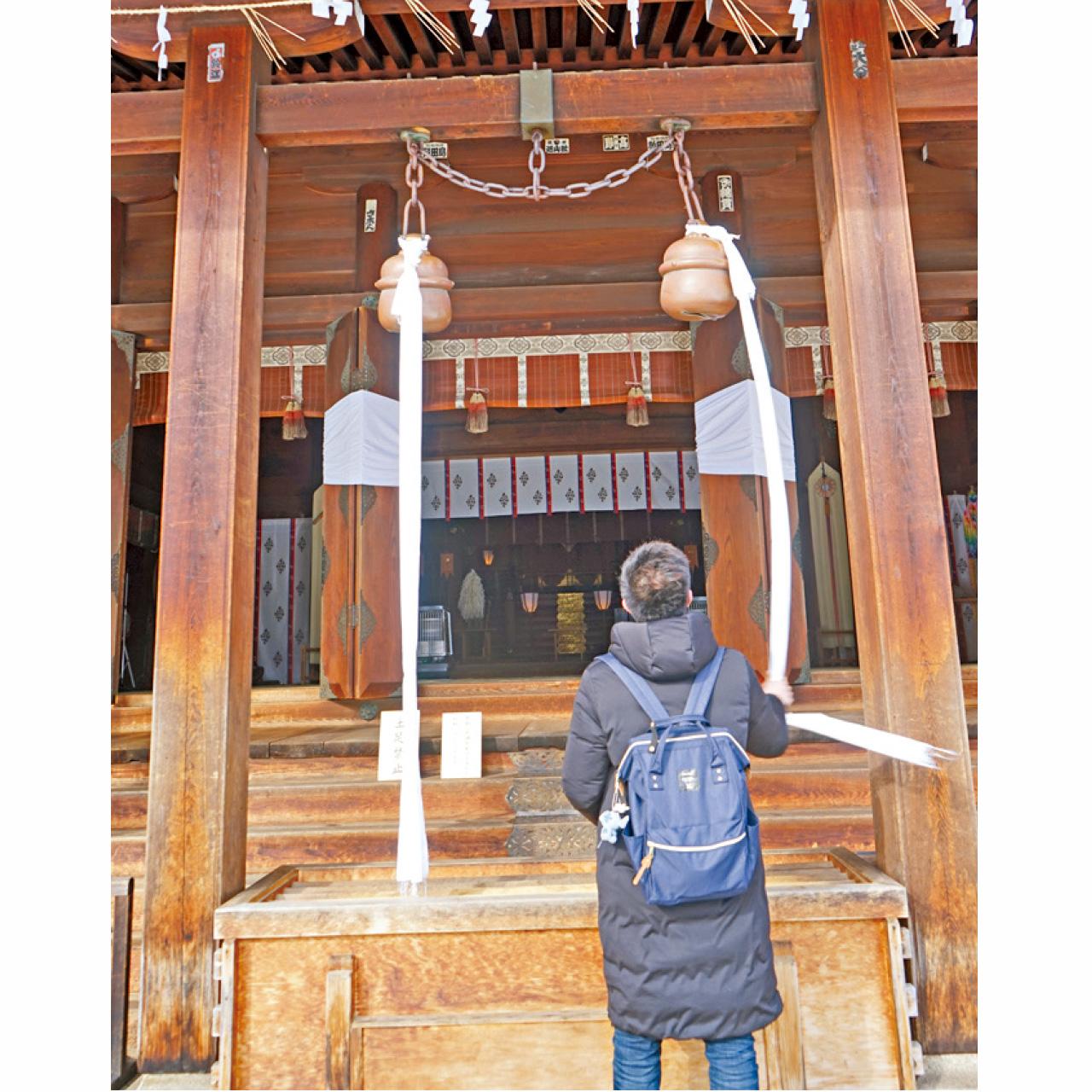 在上杉神社許個願,但求雞年順境,不必做牛做馬或做雞。