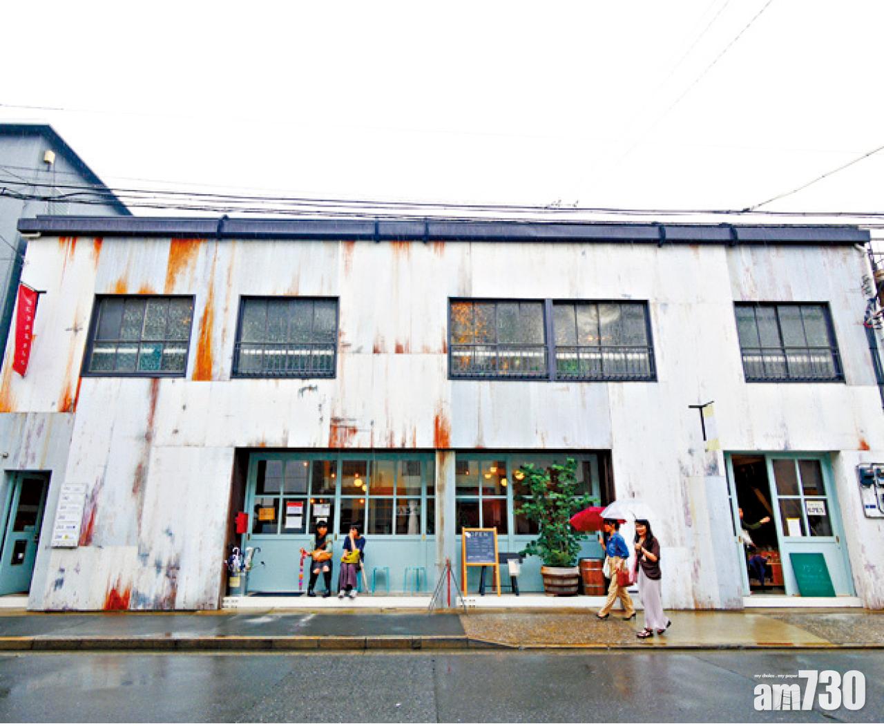 「fukadaso café」原為50年歷史的住宅兼倉庫。