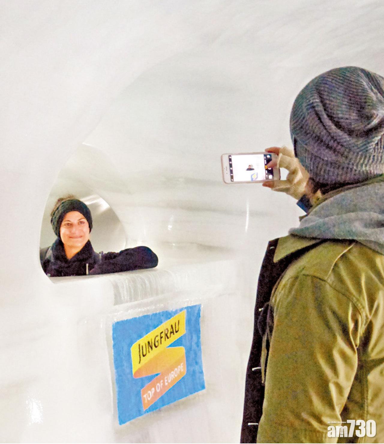 冰宮內有招牌拍攝位置。