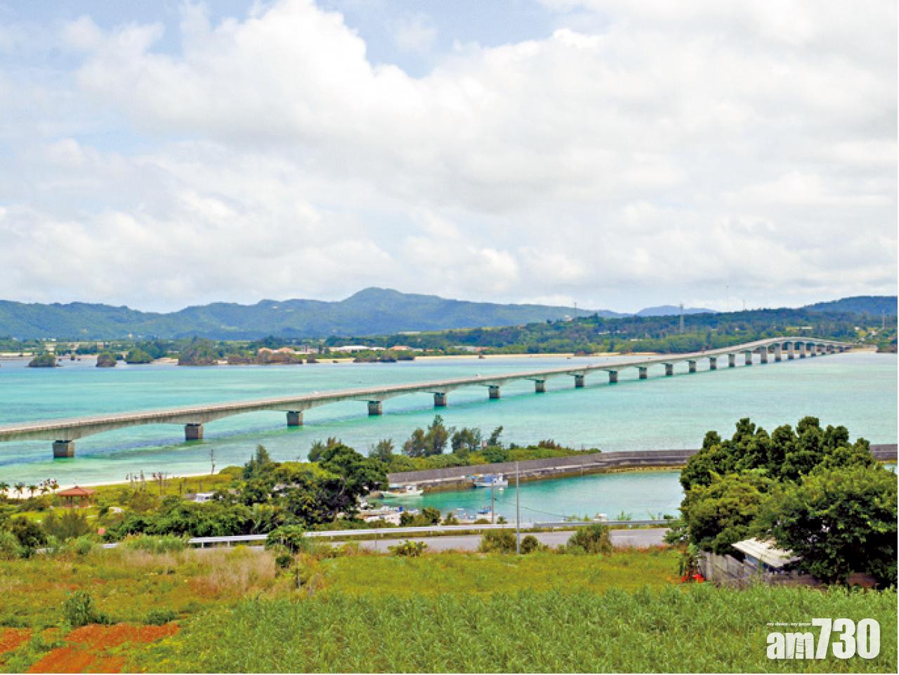 2005年通車的古宇利大橋,全長1,960米,乃本島最長的跨海大橋。