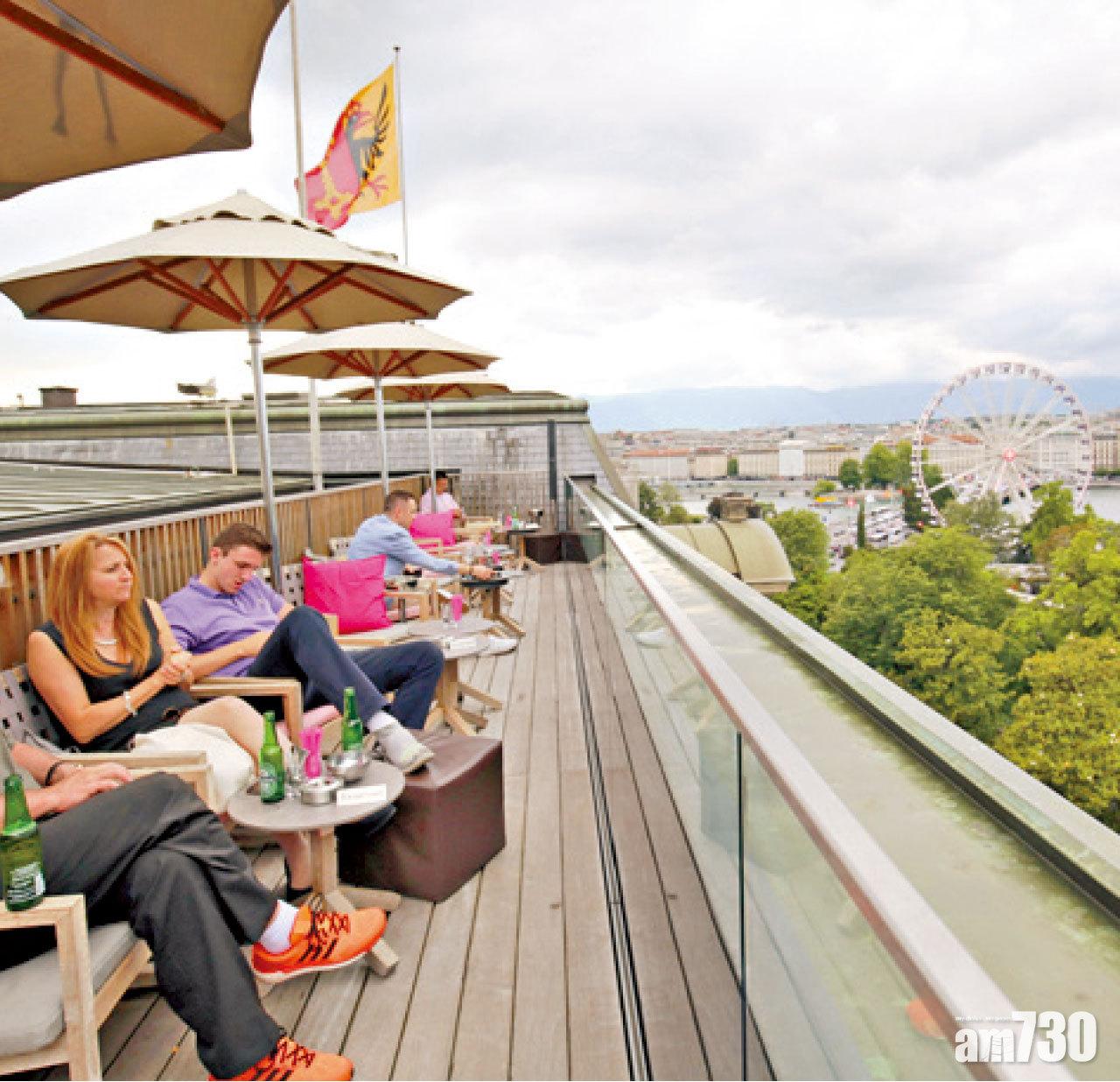 光顧MET Rooftop Lounge,最好預先訂座。