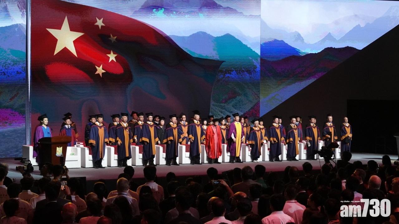 全體唱國歌。(陳奕釗攝)