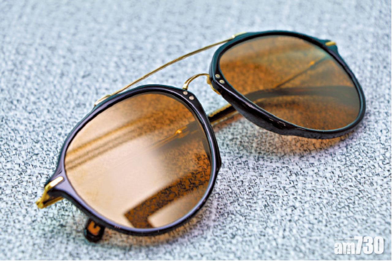 啡色膠框太陽眼鏡配合今季雙鼻樑熱潮,突出個人風格。(Carrera,$1,400)