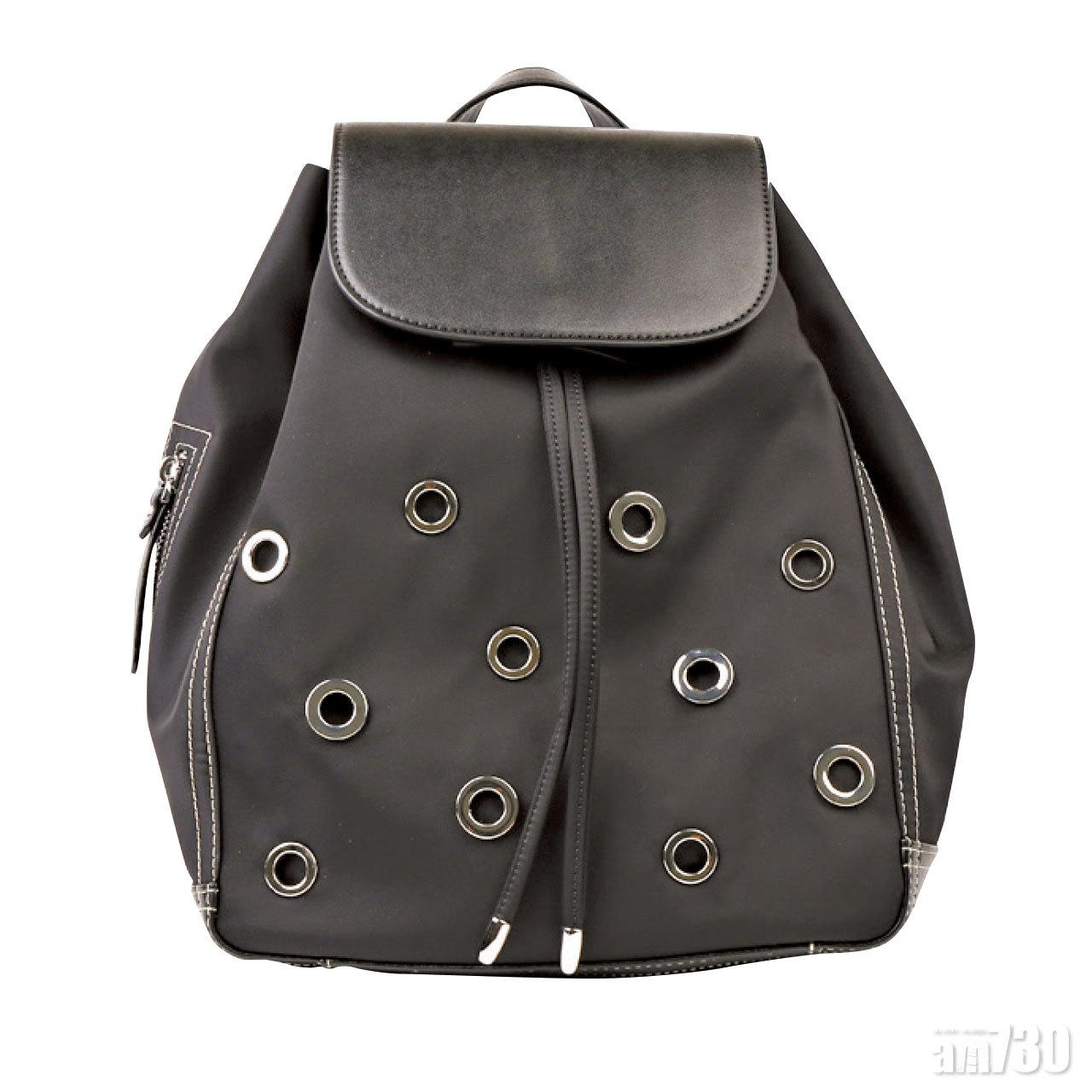 黑色鉚釘背囊 $1,199 (b)