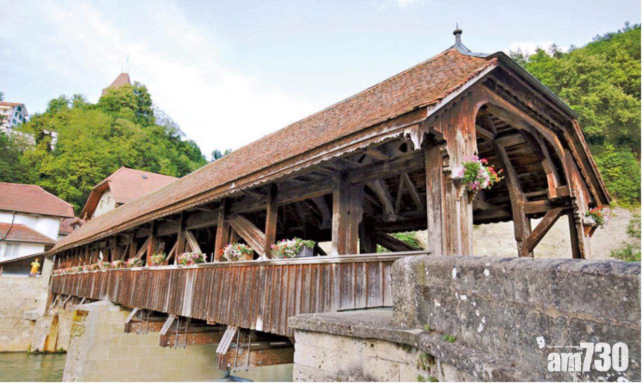 猜得到Pont de Berne有近800年歷史嗎?