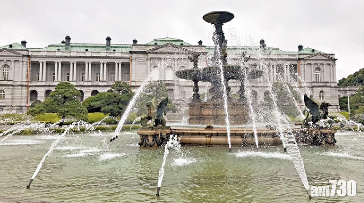 明治天皇仿造法國凡爾賽宮建築的赤阪離宮。