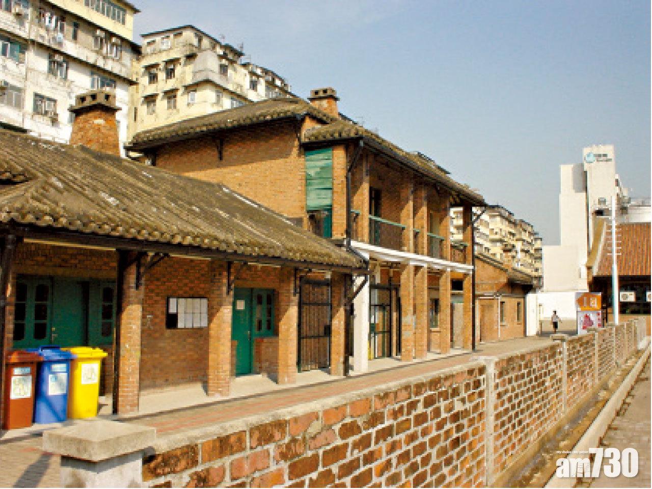 牛棚原本由政府產業署管理至2011年,2001年才改為發展局接管及對外開放。