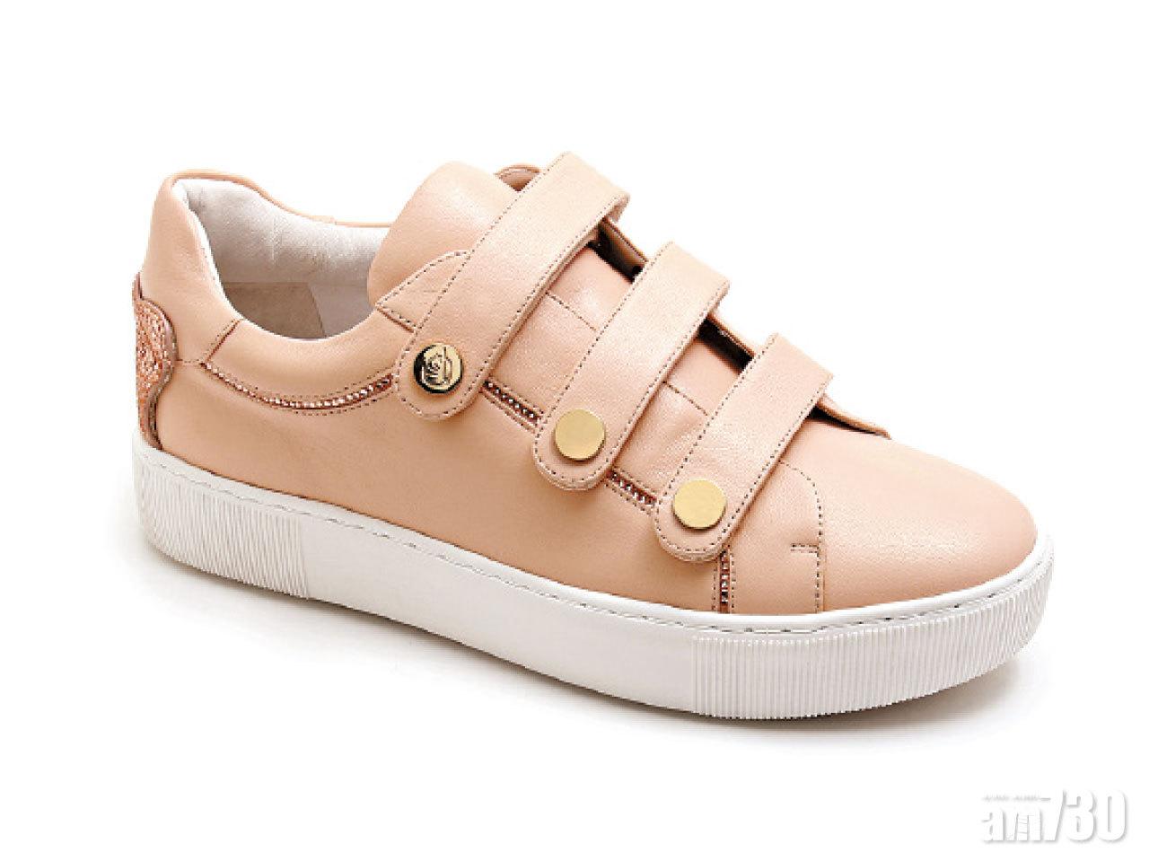 淺粉紅色窩釘球鞋 $1,490 (e)