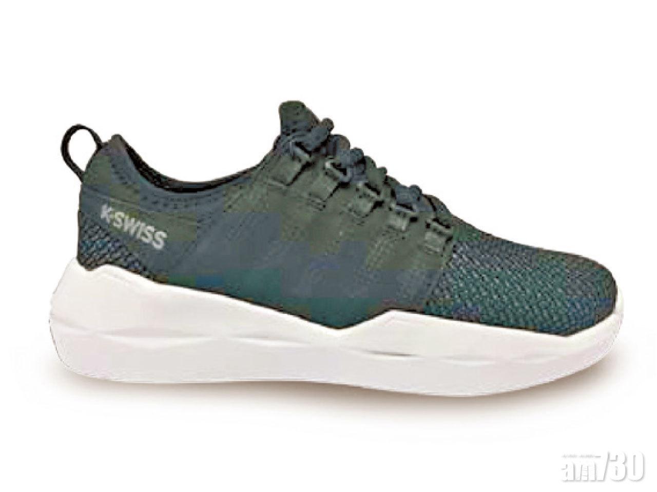 黑白Ace Trainer跑鞋 $699 (c)