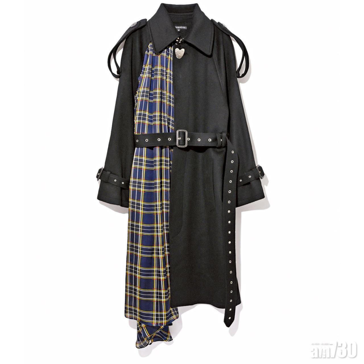 黑色拼藍格仔布long coat $9,999(C)